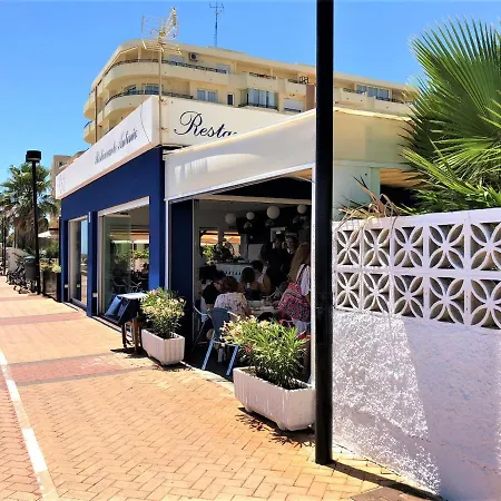 Frente A La Playa Dona Sofia E Fuengirola