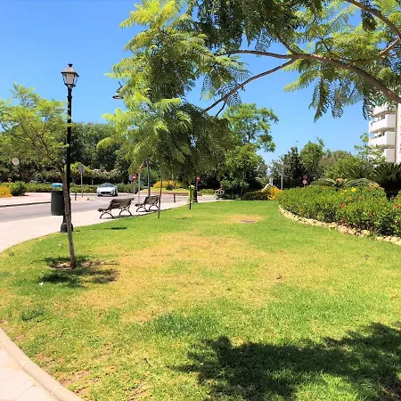 Frente A La Playa Dona Sofia E Fuengirola