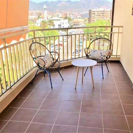 Frente A La Playa Dona Sofia E * Fuengirola